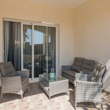Sun Island Appartamento Paphos